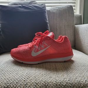 Nike Zoom Winflo 5